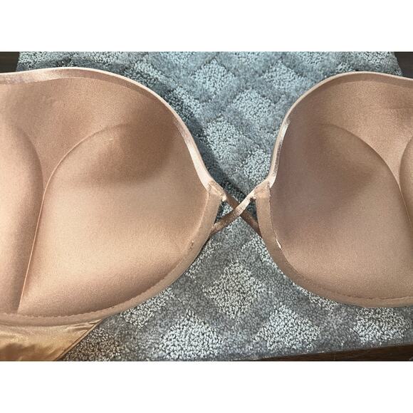 38DD Victoria's Secret Bra Bombshell Plunge Add Two Cups Padded Push-Up Power - Picture 10 of 11